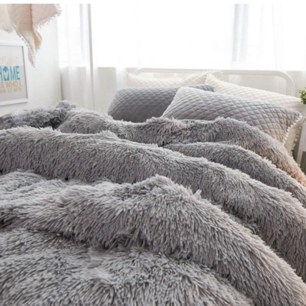 🎀Gray Velvet Faux Fur Duvet Cover Zipper New🎀